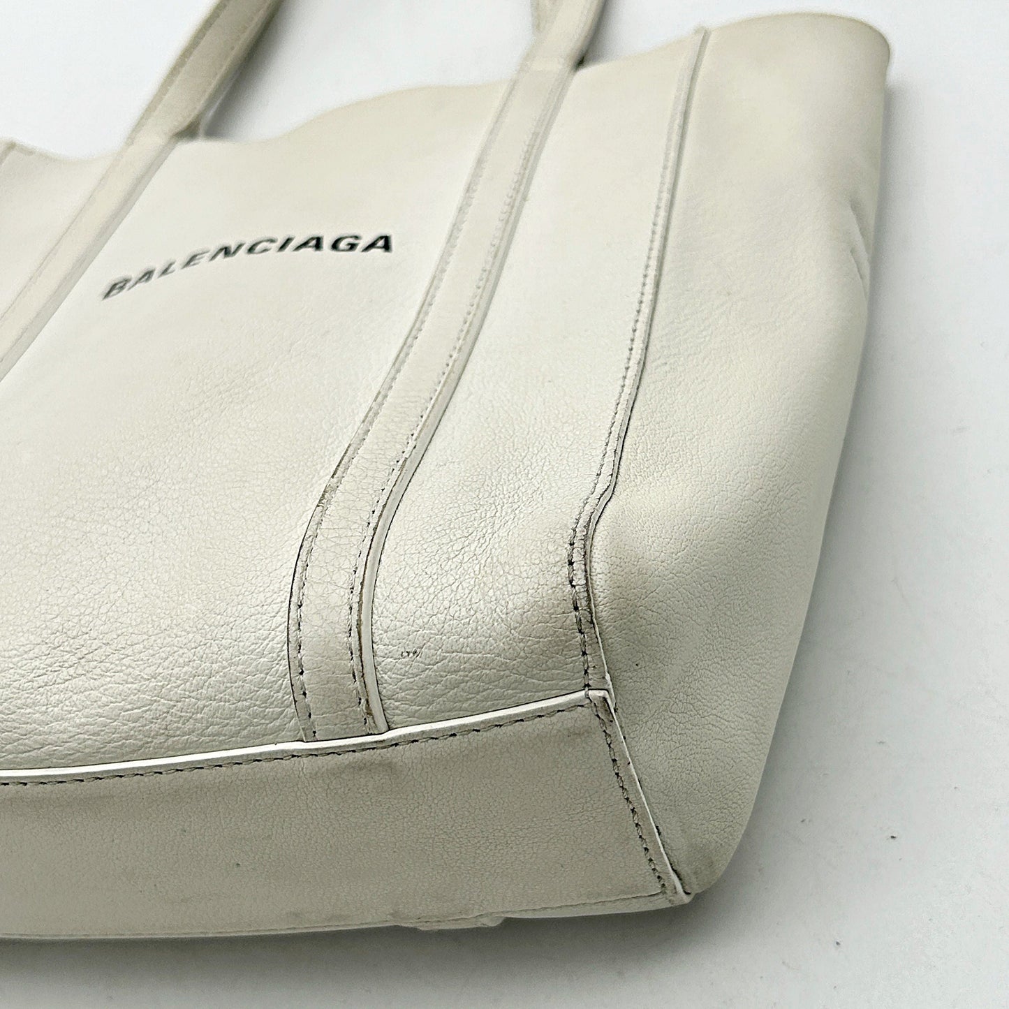 Balenciaga Leather Tote - White Totes, Handbags LA35083