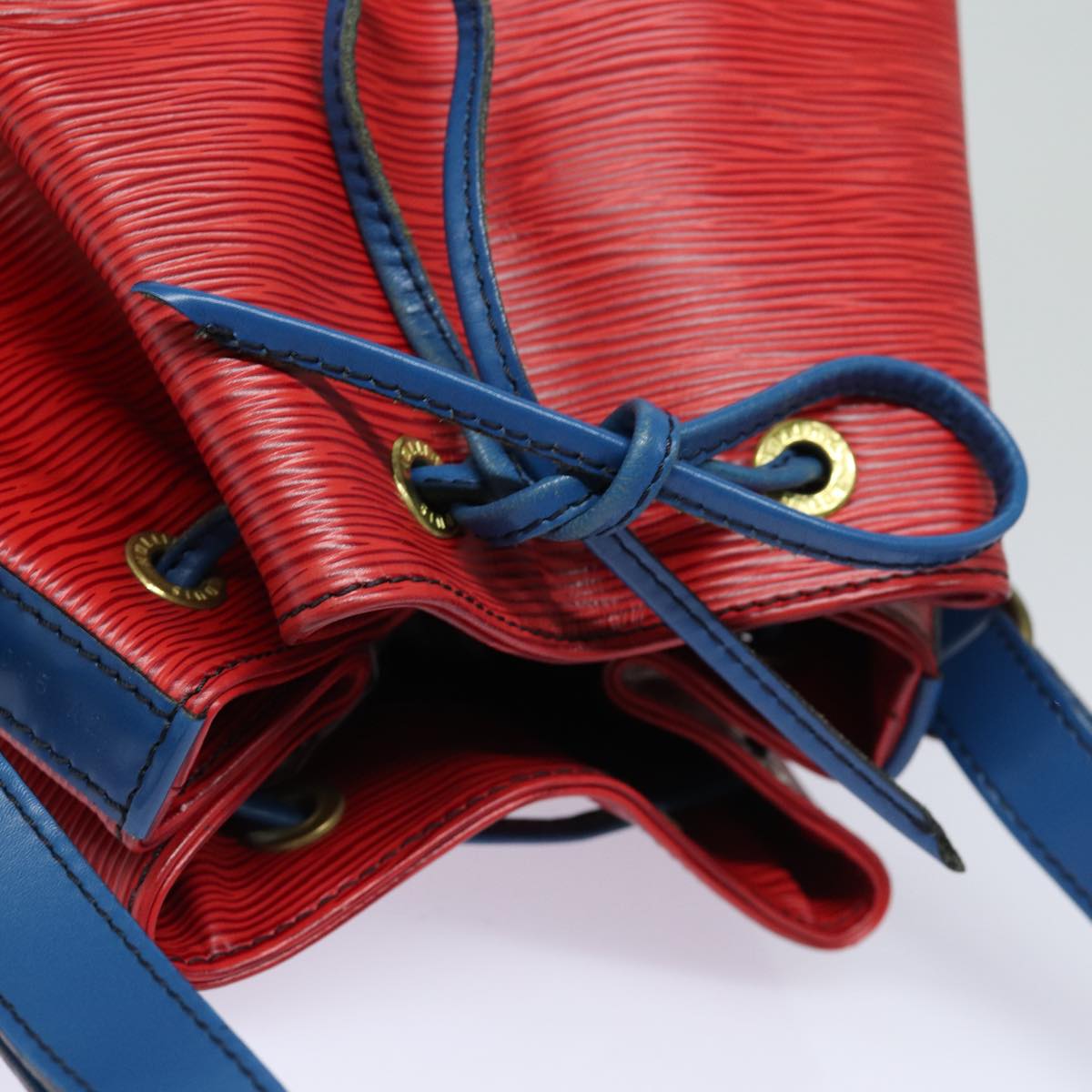 LOUIS VUITTON Noe Shoulder Bag