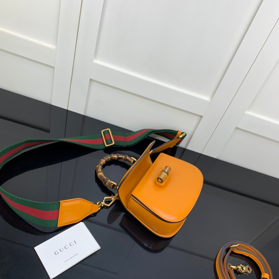 BOLSA GUCCI BAMBOO 1947 PEQUENA 17