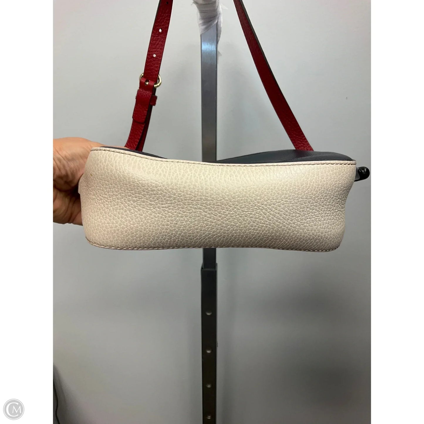 Handbag Luxury Designer By Gucci, Size: Small