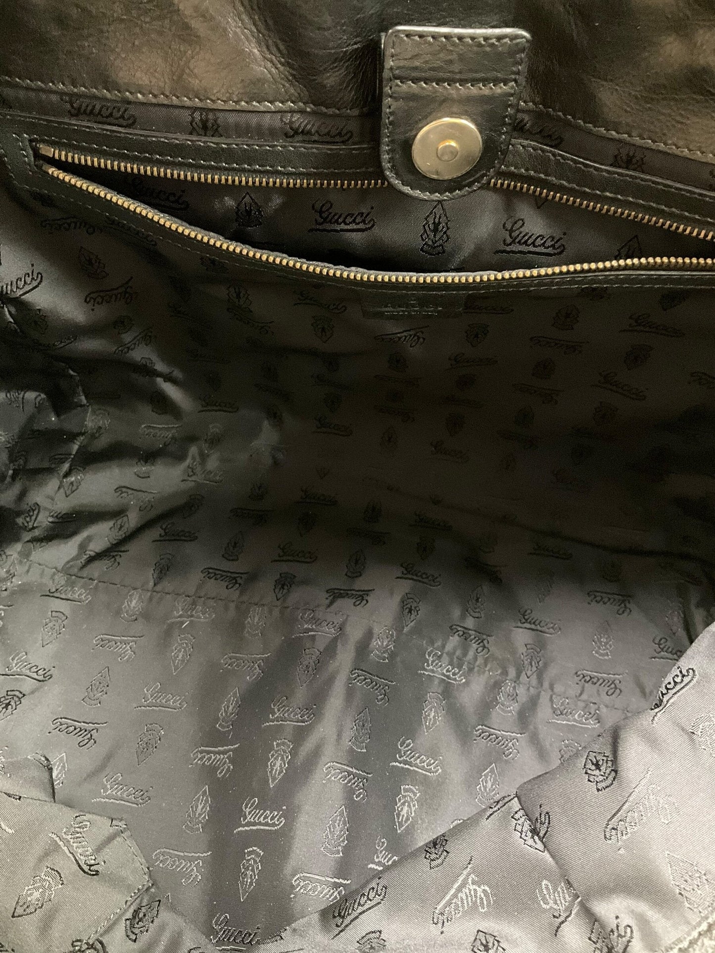Handbag Luxury Designer By Gucci  Size: Large