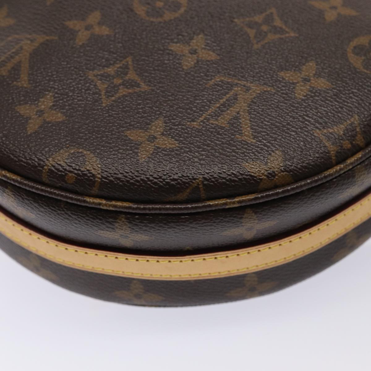 LOUIS VUITTON Chantilly Shoulder Bag