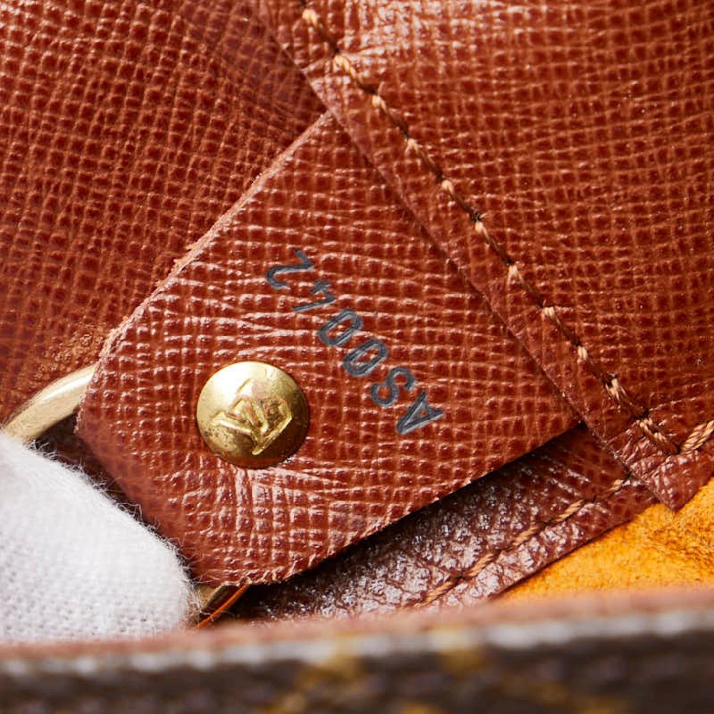 Louis Vuitton  Monogram Monogram Shoulder Bag