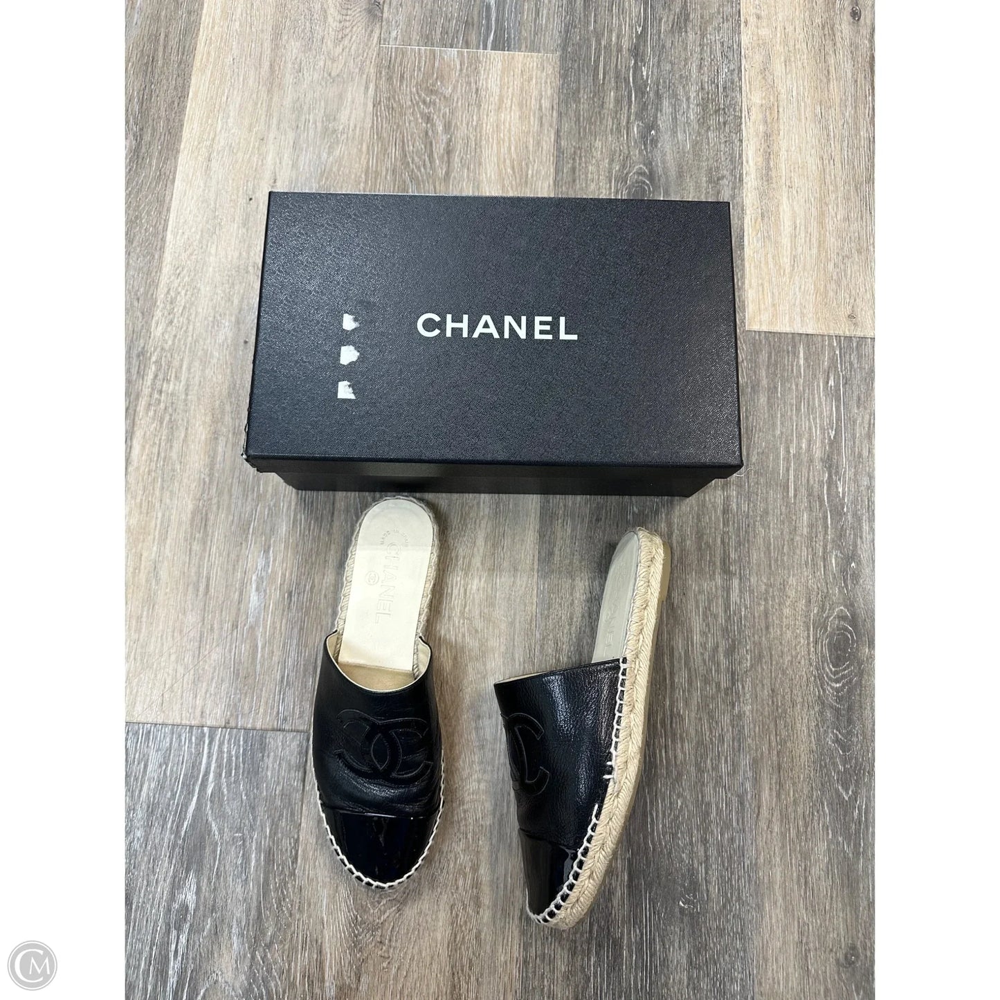 Shoes Luxury Designer By Chanel In Black, Size: 7
