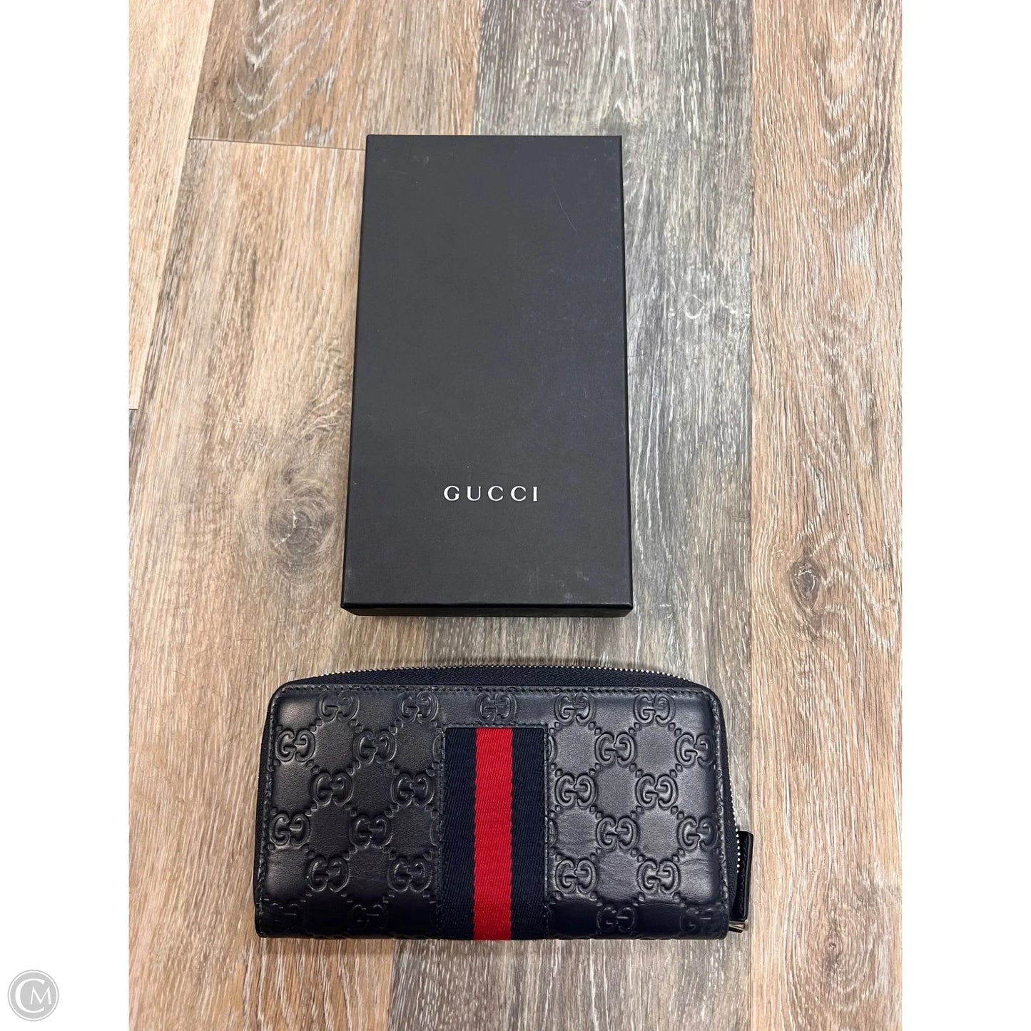 Wallet Luxury Designer By Gucci, Size: Large