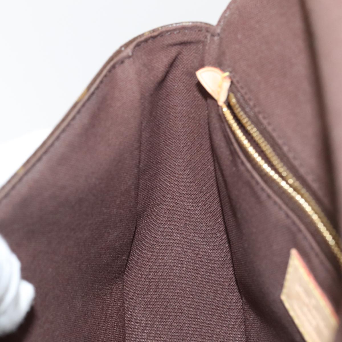 LOUIS VUITTON Chantilly Shoulder Bag