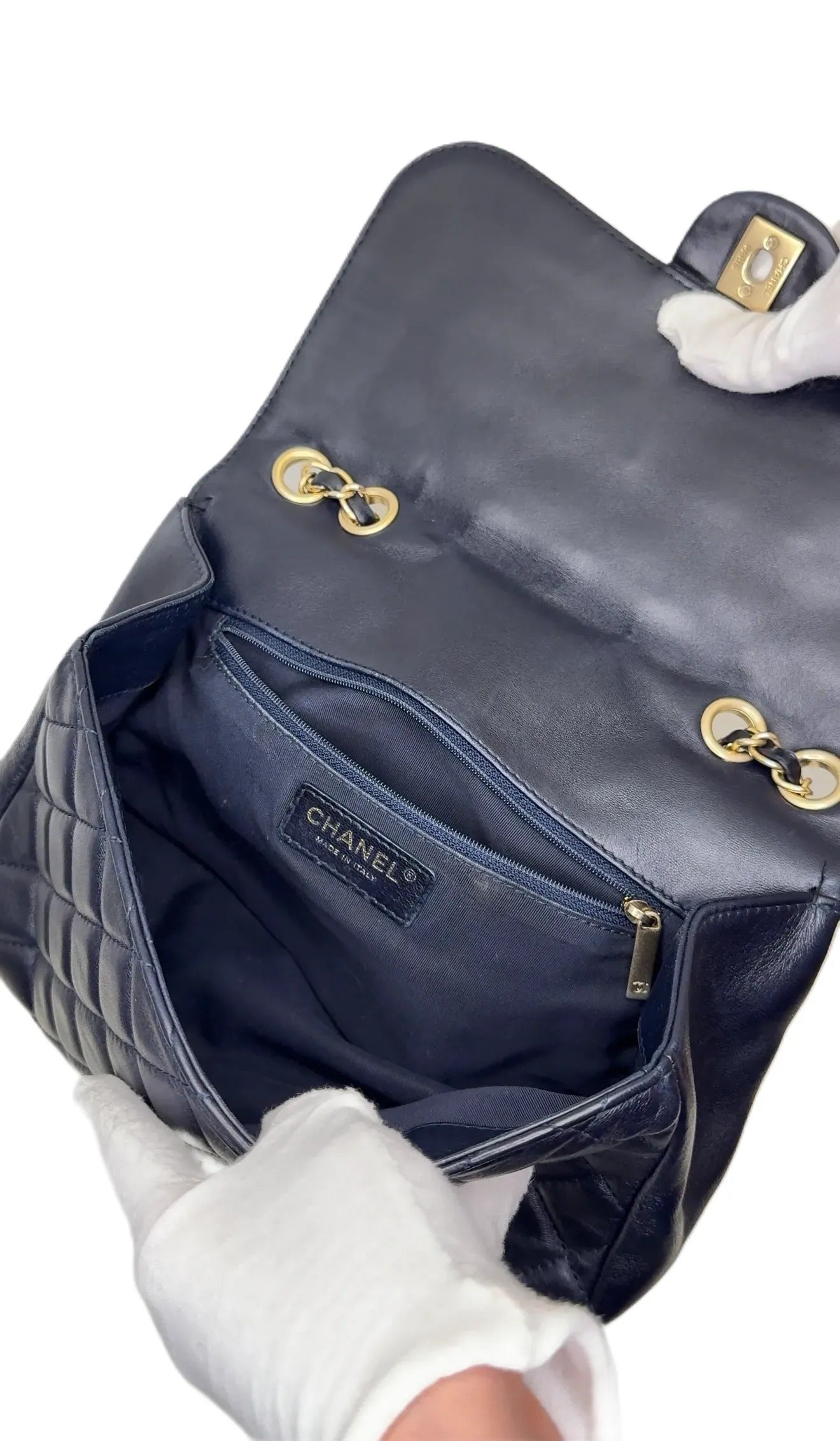 Chanel Mademoiselle Chic Flap Bag Quilted Lambskin B5-34
