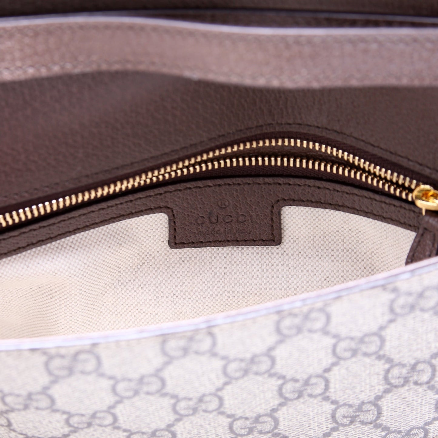 Blondie Shoulder Bag Gucci Supreme 699268