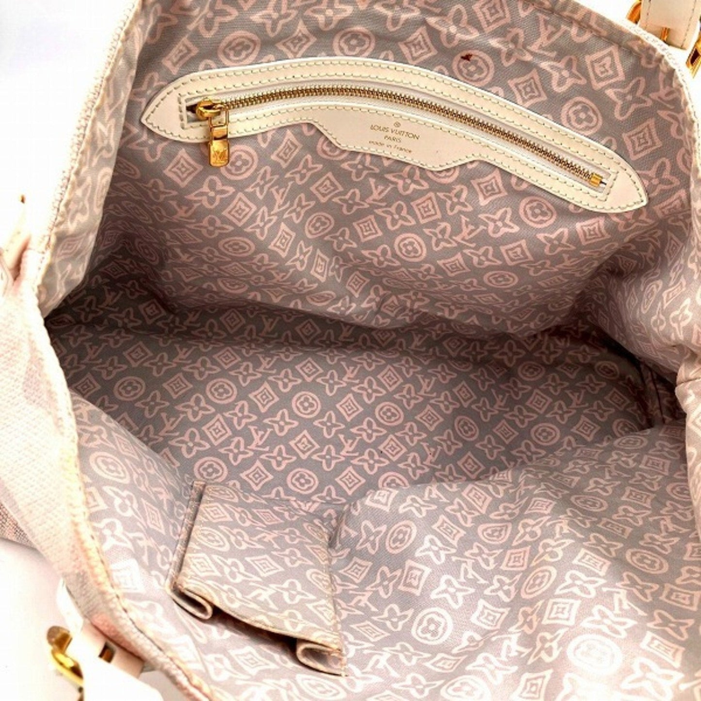 Louis Vuitton  Canvas Handbag Shoulder Bag