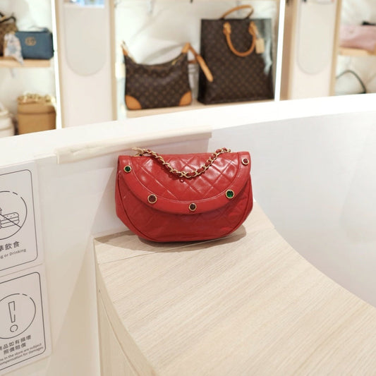 Chanel vintage gem shoulder bag