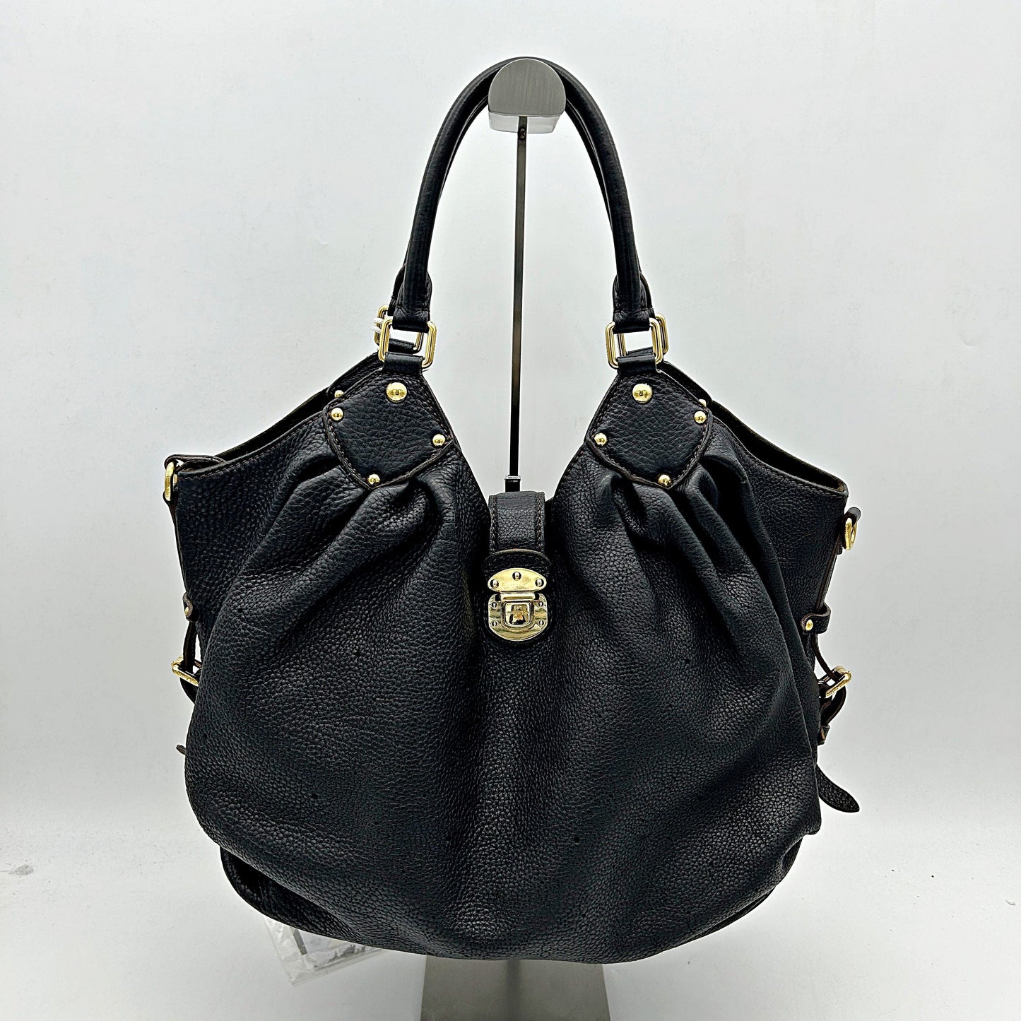 Louis Vuitton Black Monogram Mahina Leather XL Bag Louis Vuitton LA12408