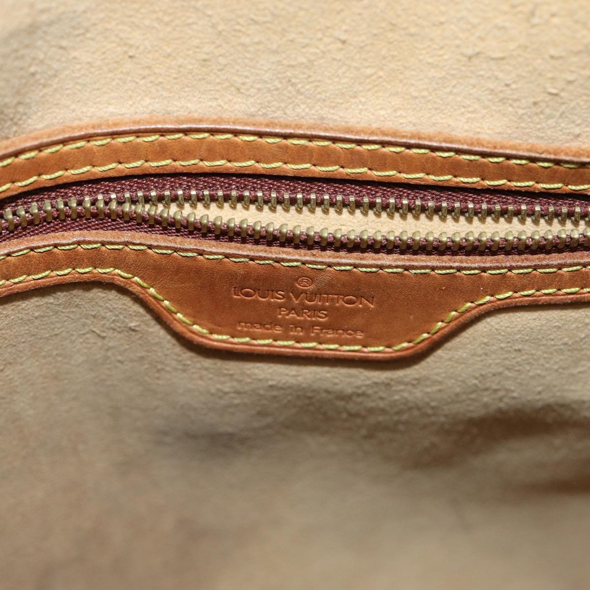 LOUIS VUITTON Looping GM Shoulder Bag