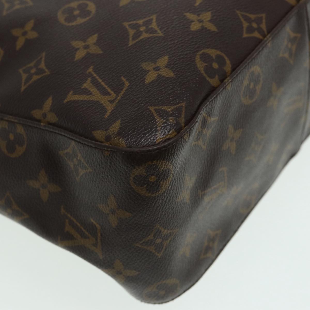 LOUIS VUITTON Looping GM Shoulder Bag