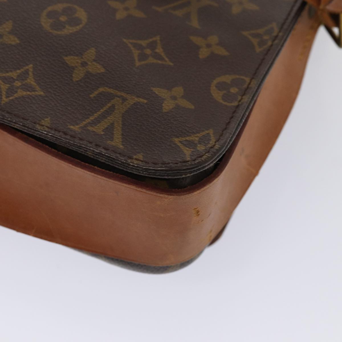 LOUIS VUITTON Cartouchiere 26 Shoulder Bag