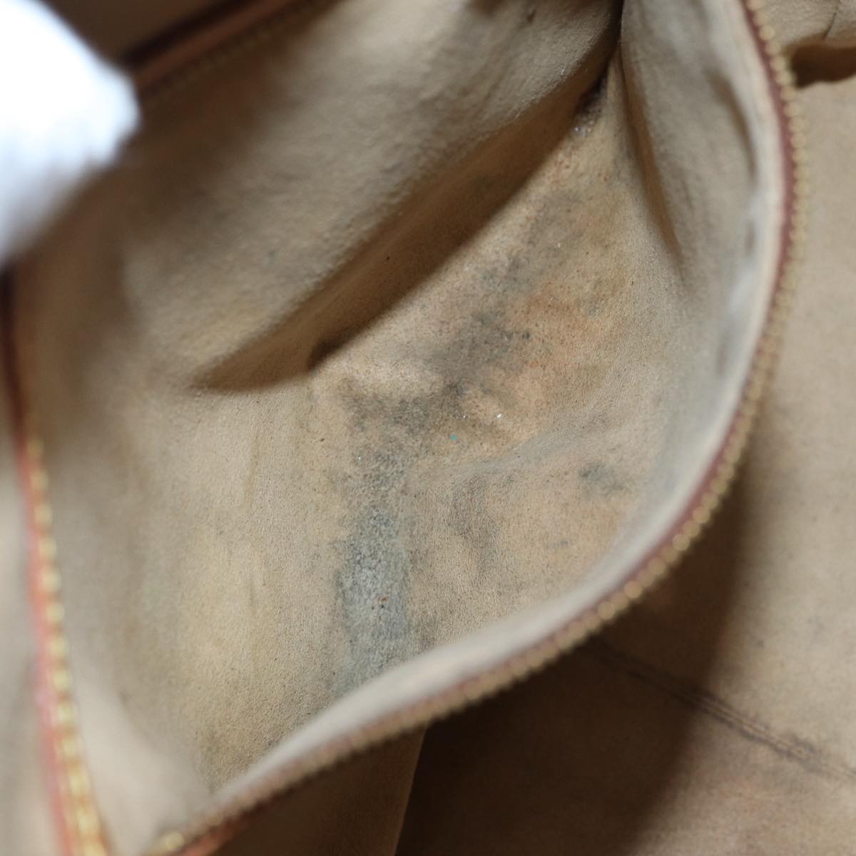 LOUIS VUITTON Looping GM Shoulder Bag