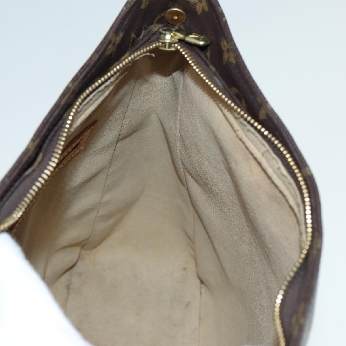 LOUIS VUITTON Looping GM Shoulder Bag