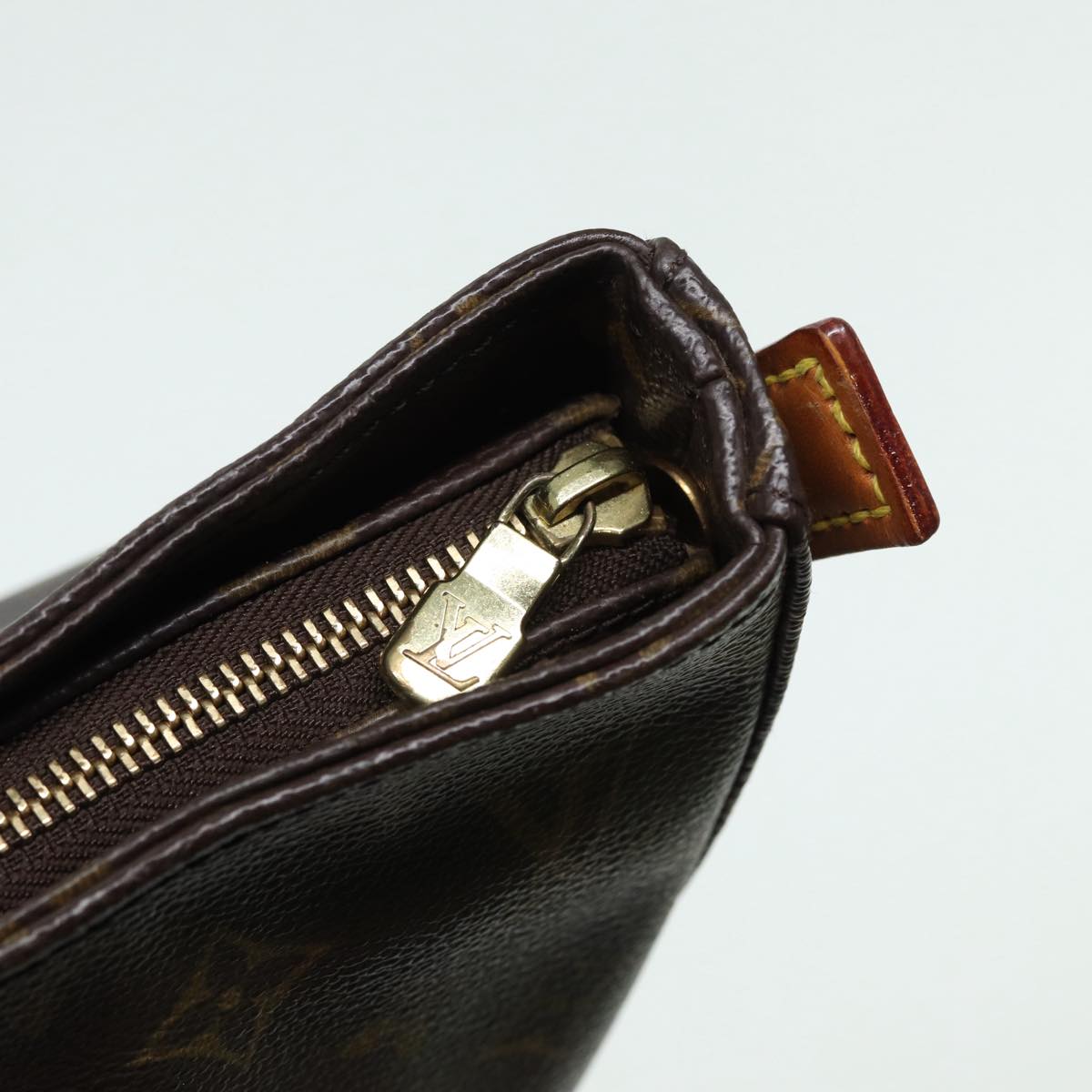 LOUIS VUITTON Looping GM Shoulder Bag