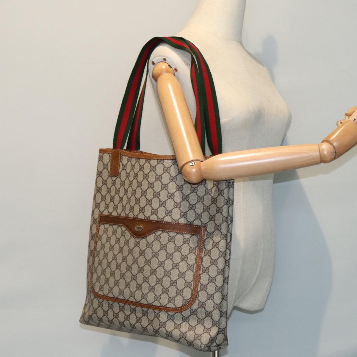 GUCCI GG Supreme Tote