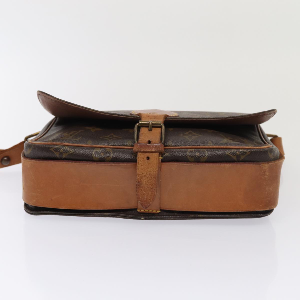 LOUIS VUITTON Cartouchiere 26 Shoulder Bag