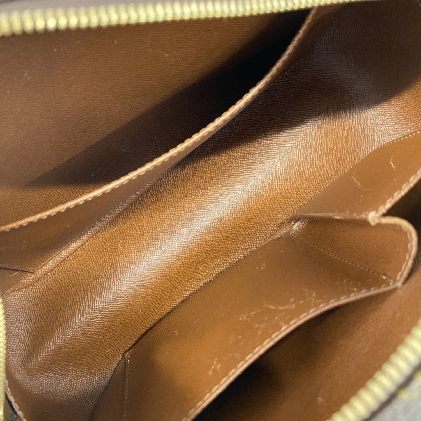 Louis Vuitton  Shoulder Bag