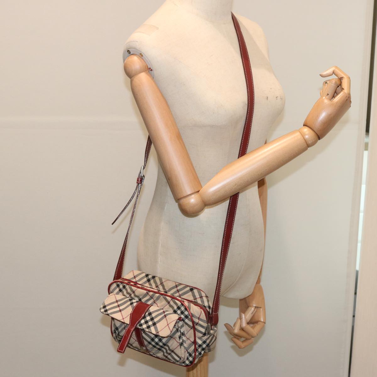 Burberry Nova Check Shoulder Bag