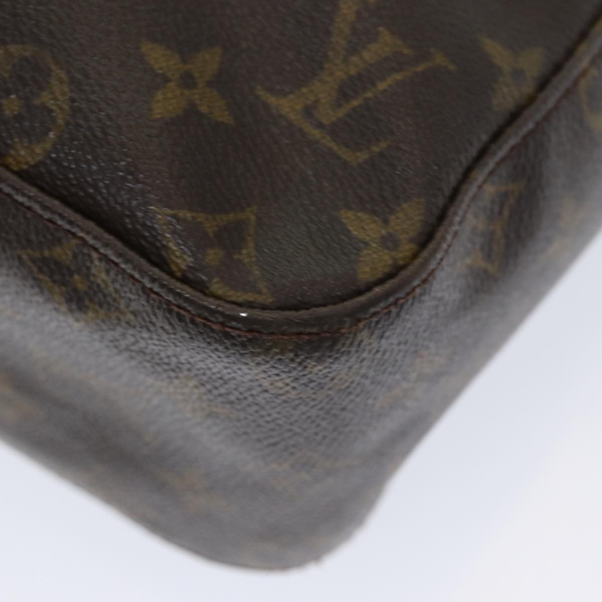 LOUIS VUITTON Looping GM Shoulder Bag