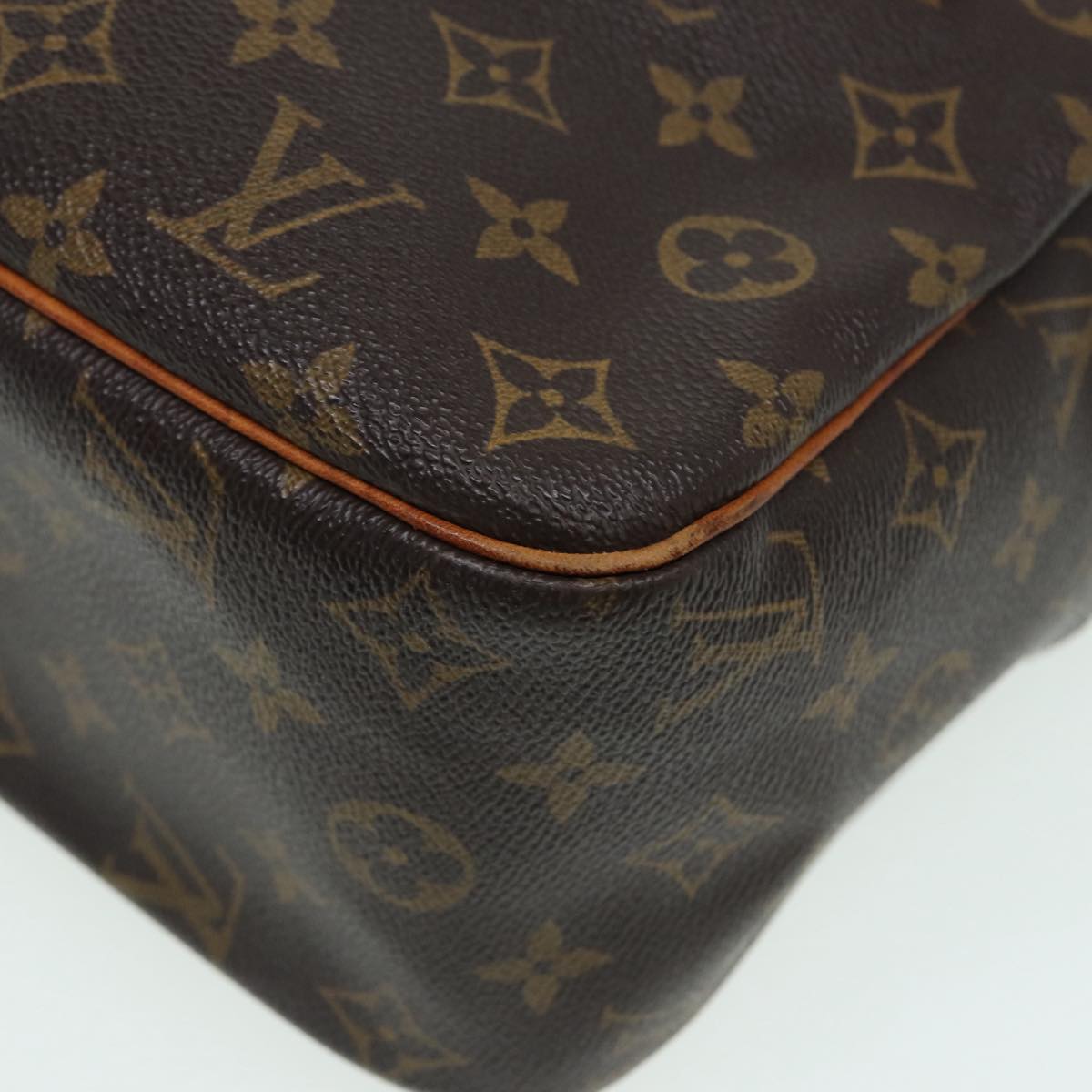 LOUIS VUITTON Cite Shoulder Bag