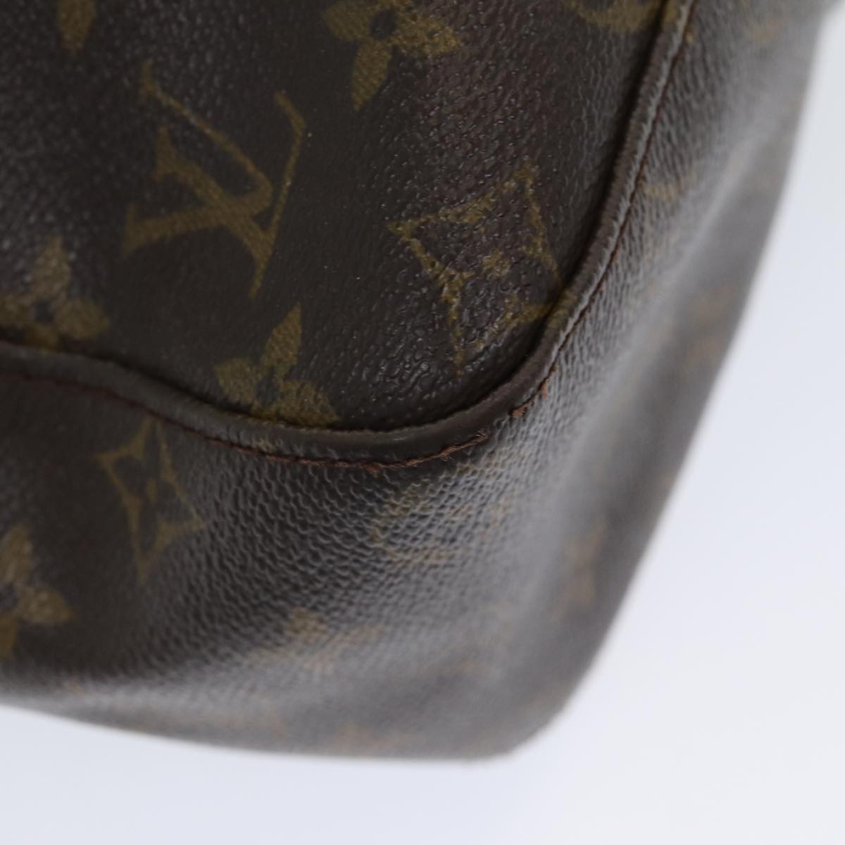 LOUIS VUITTON Looping GM Shoulder Bag