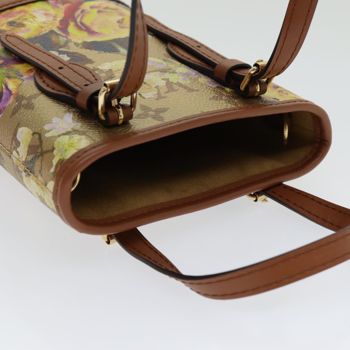 LOUIS VUITTON Bucket Shoulder Bag