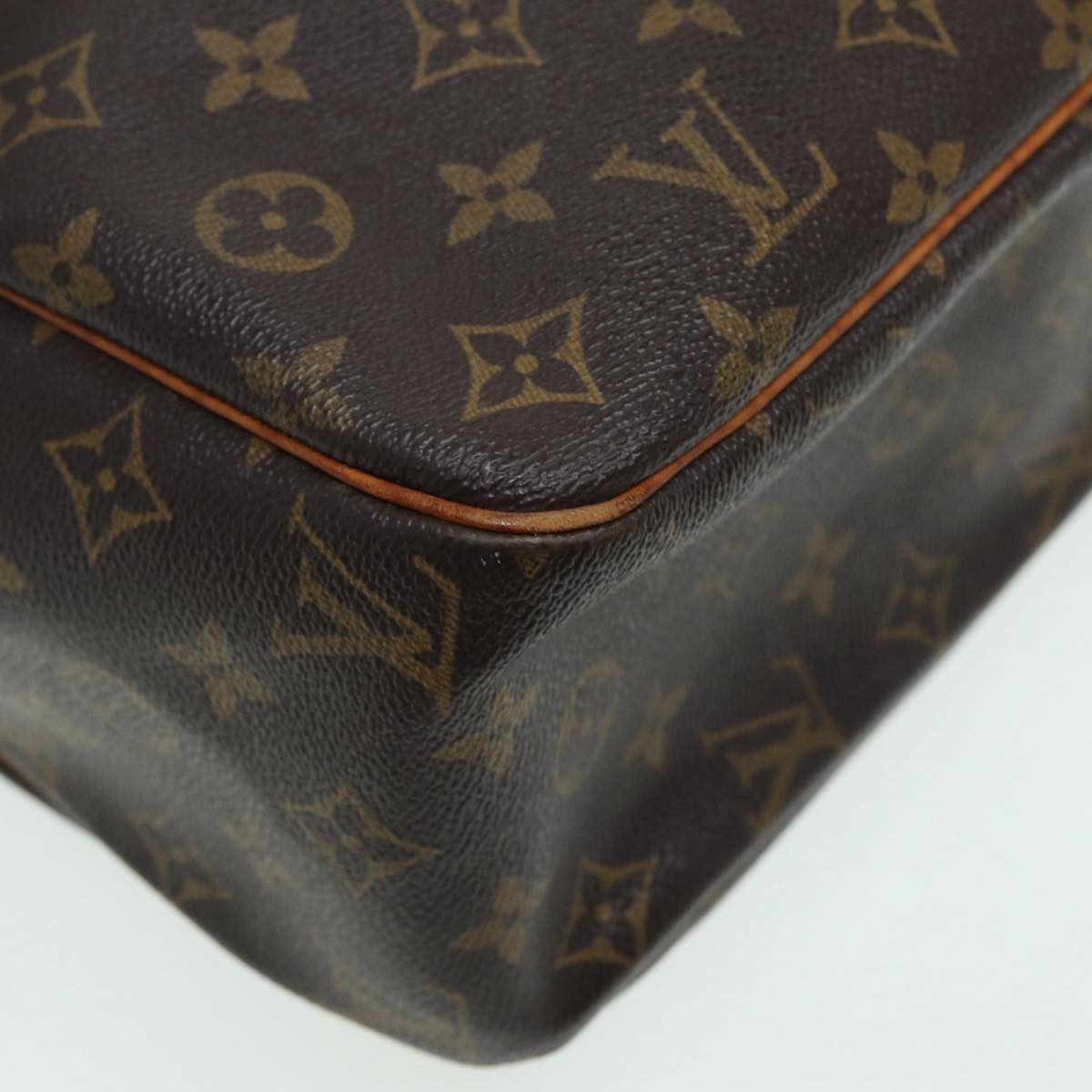 LOUIS VUITTON Cite Shoulder Bag