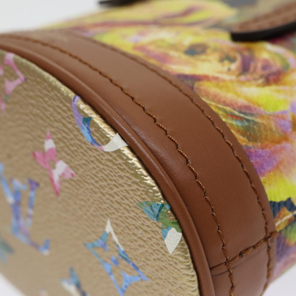 LOUIS VUITTON Bucket Shoulder Bag