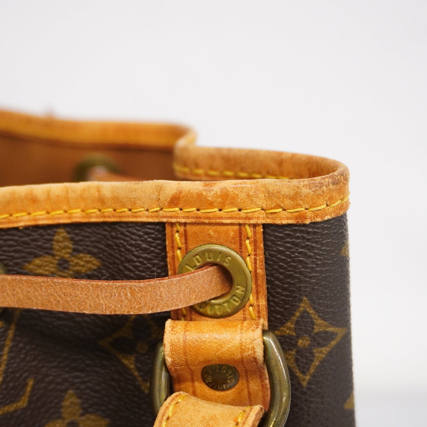 Louis Vuitton  Monogram Petit Noe M42226 Women's Shoulder Bag
