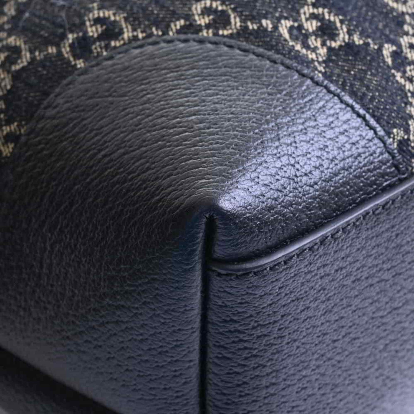 Gucci GG medium tote bag black