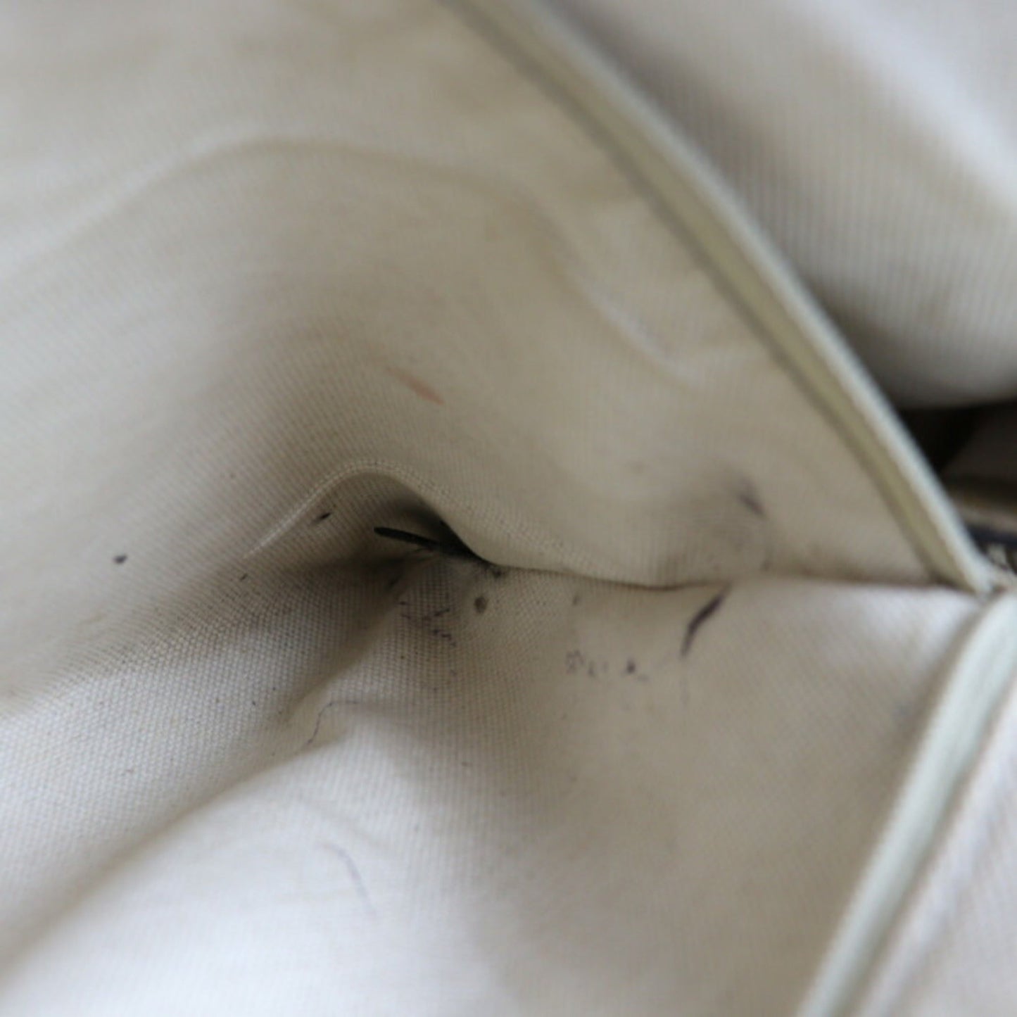 Gucci Suki handbag 211944 GG canvas leather beige gold hardware tote bag