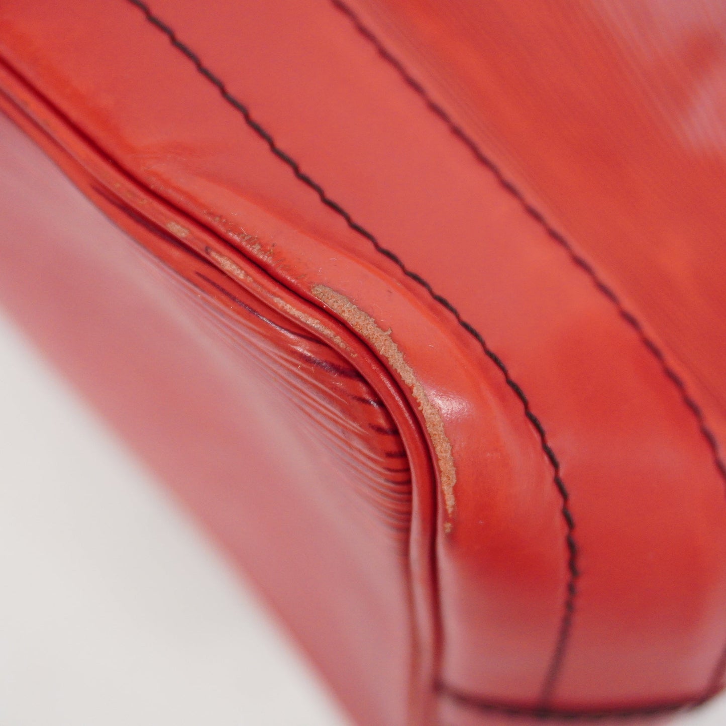 Louis Vuitton  Epi Noe M59007 Women's Shoulder Bag Castilian Red