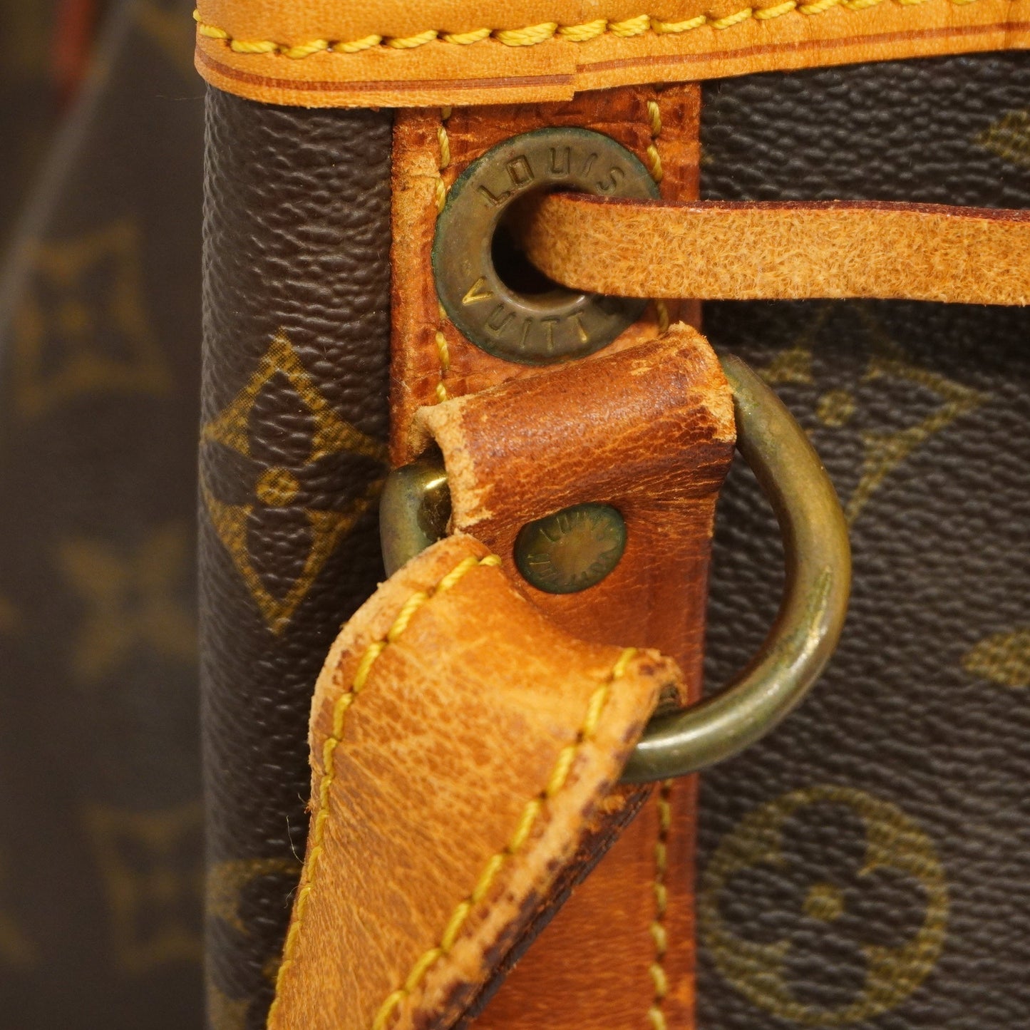 Louis Vuitton  Monogram Petit Noe M42226 Women's Shoulder Bag