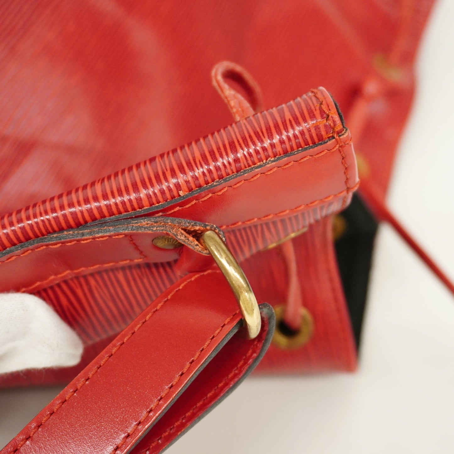 Louis Vuitton  Epi Petit Noe M44107 Women's Shoulder Bag Castilian Red