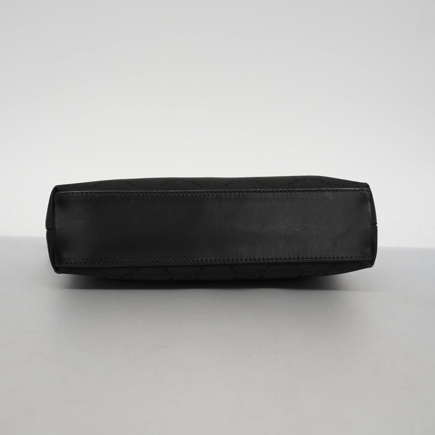 GUCCIAuth  Pouch 039 1117 Women's Nylon Pouch Black