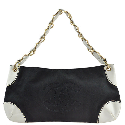 Chanel 2003-2004 Canvas Calfskin Chain Shoulder Bag