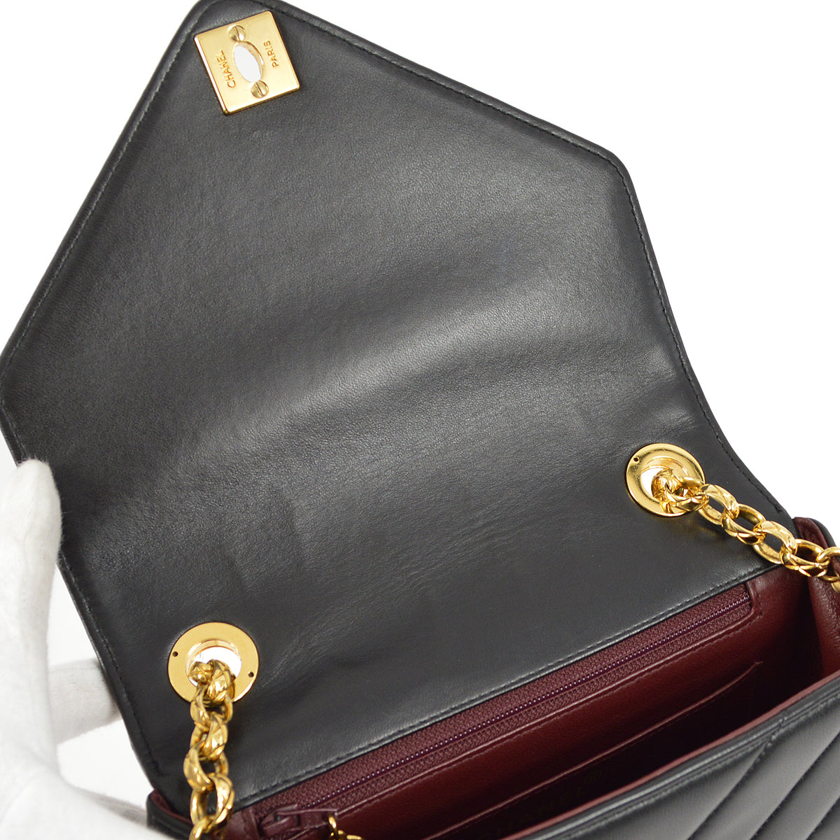 Chanel 1991-1994 Black Lambskin Chevron Chain Shoulder Bag