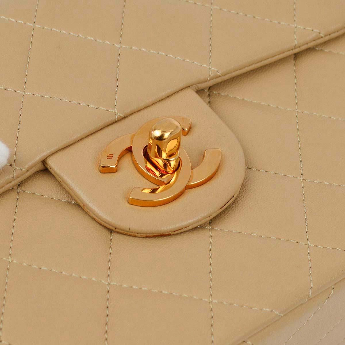 Chanel 1991-1994 Beige Lambskin Mini Classic Square Flap Shoulder Bag 17