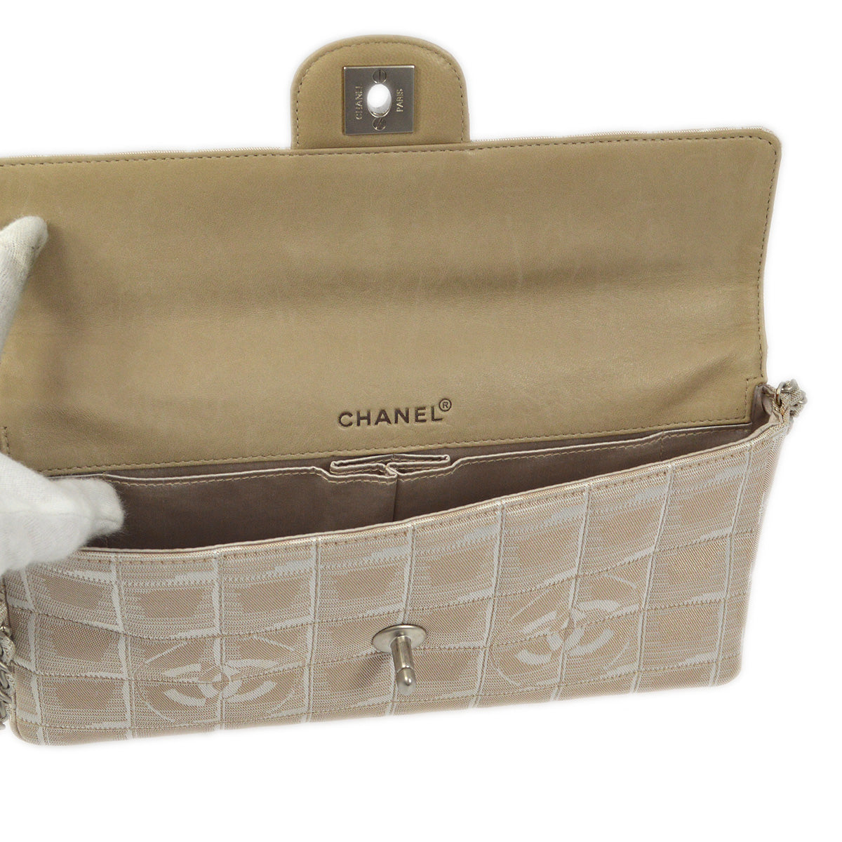 Chanel 2000-2001 Beige Jacquard Nylon East West Travel Line Shoulder Bag