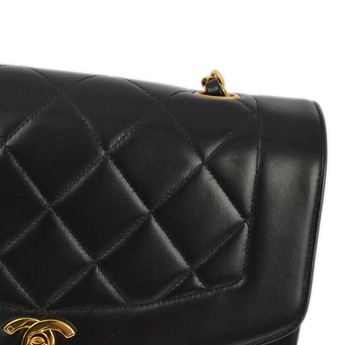 Chanel 1996-1997 Black Lambskin Small Diana Shoulder Bag