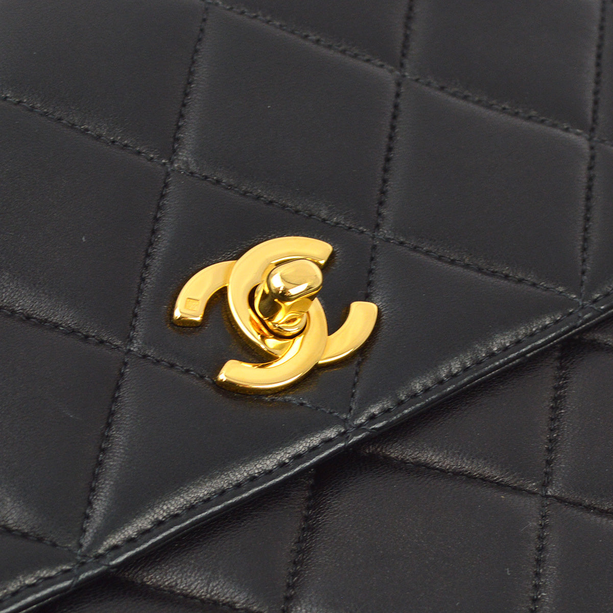 Chanel 1996-1997 Black Lambskin Straight Flap Chain Shoulder Bag