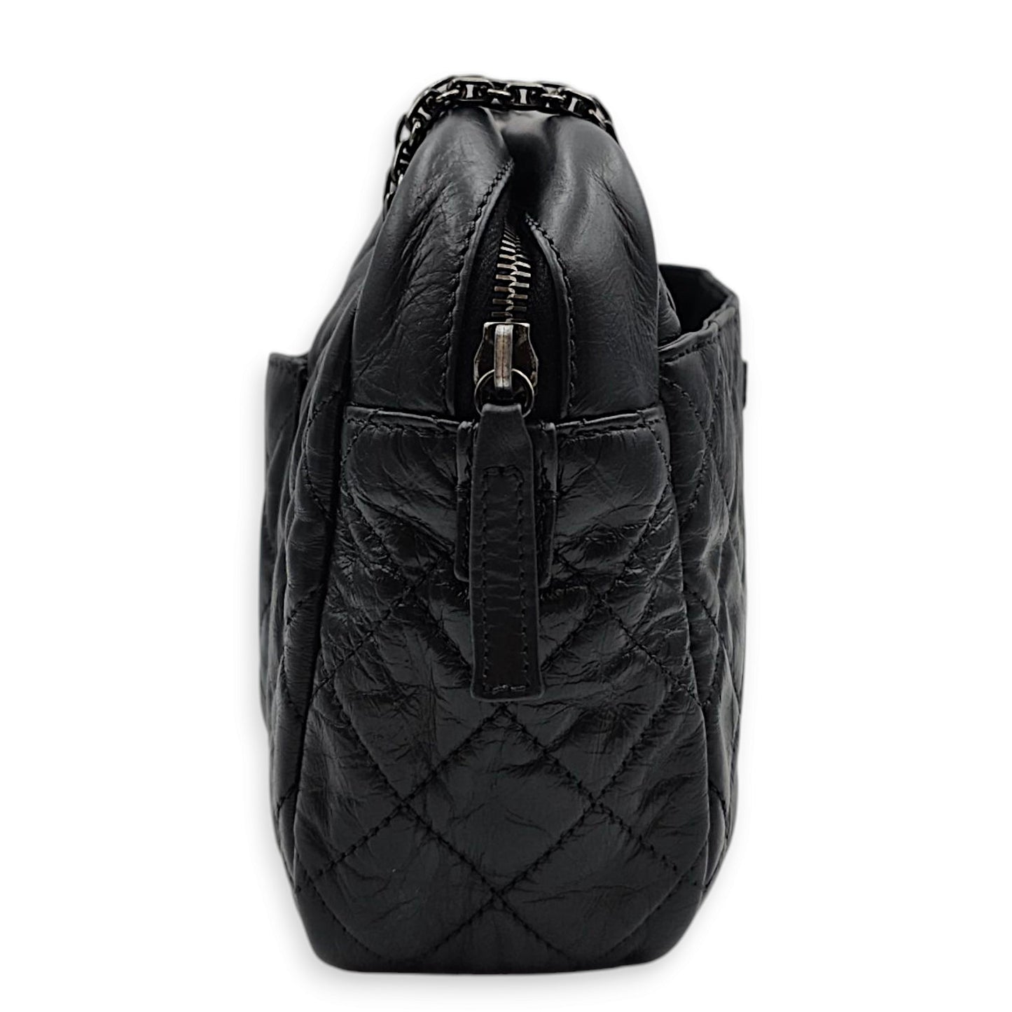 2.55 Reissue Camera Bag 28x18x8cm Black Shoulder Bag in Distressed Leather, Black chrome hardware
