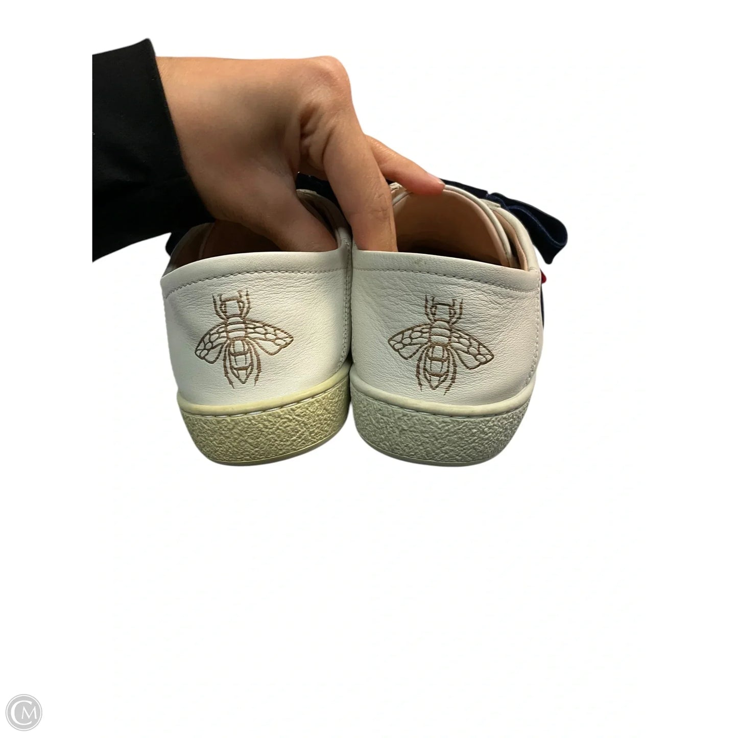 Shoes Luxury Designer By Gucci In Cream, Size: 7