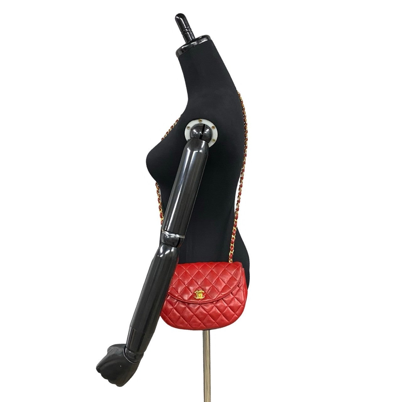 CHANEL Shoulder Bag lambskin Red Matrasse