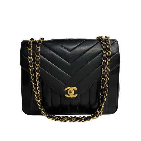 CHANEL Shoulder Bag lambskin black