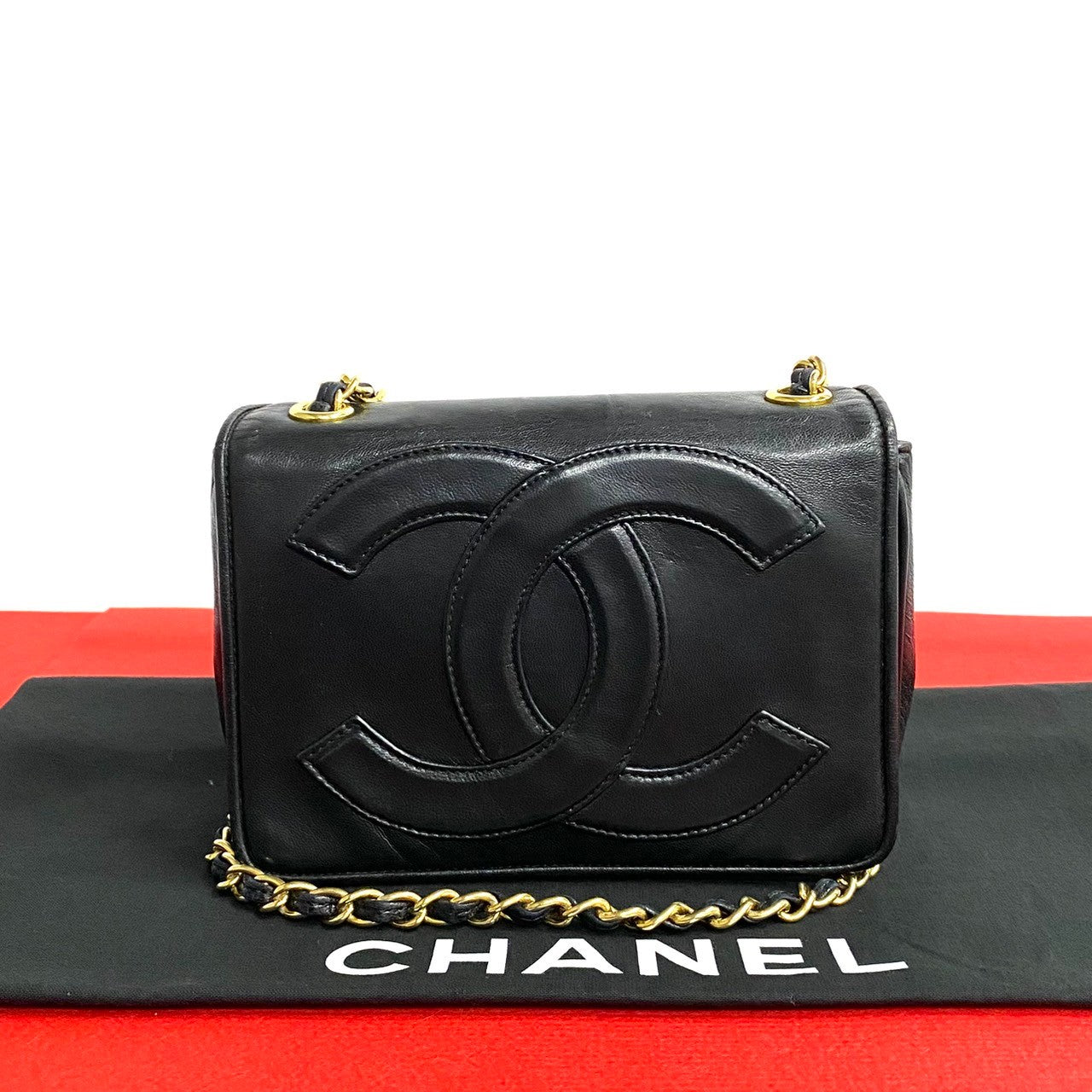CHANEL Shoulder Bag lambskin black