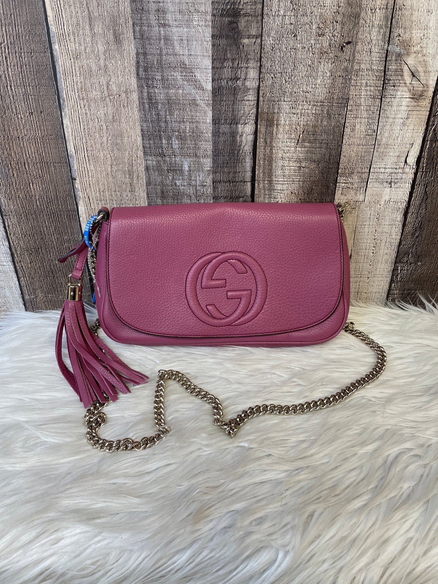 Crossbody Luxury Designer By Gucci  Size: Medium